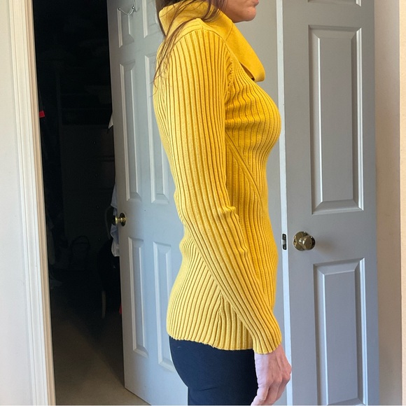 Cowl Neck Sweater Ribbed, Yellow, soft, lots of stretch, with sunscreen, Sz S - Picture 3 of 7